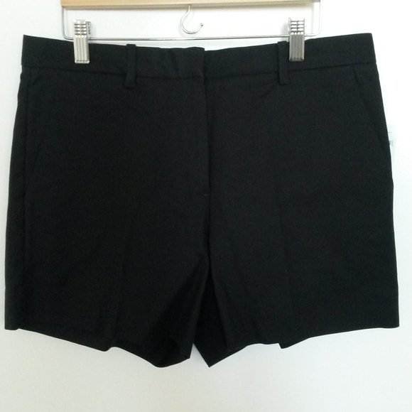 GAP Tailored Shorts - Picture 1 of 2